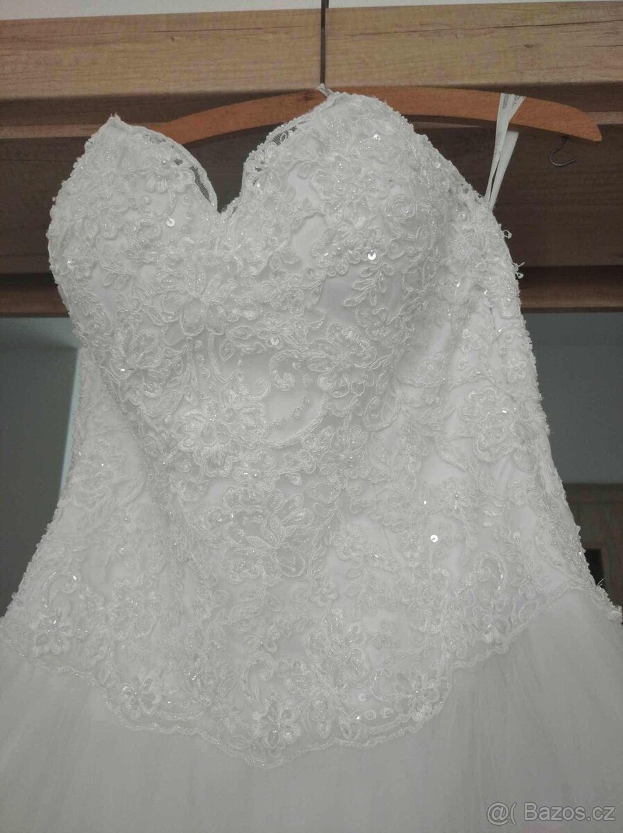 Svatební šaty - 7