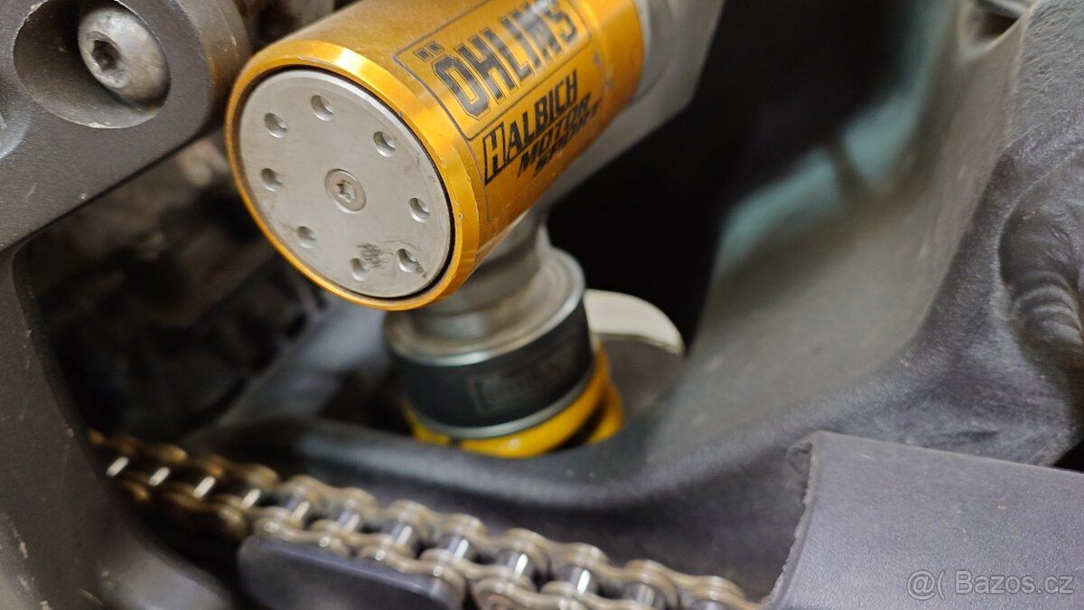 Kawasaki zx6r 2010 - 7