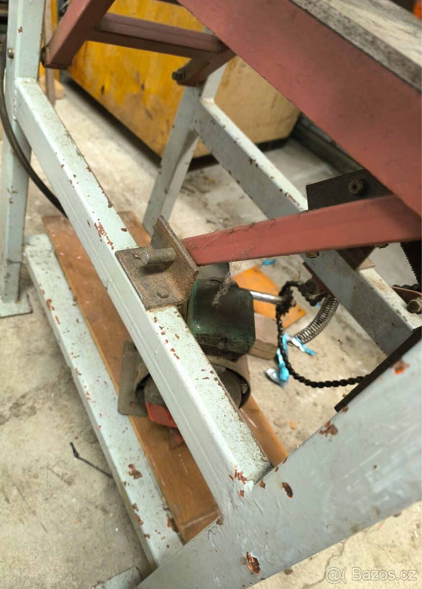 Hoblovka (protahovačka) k dokončení - případně díly - 7