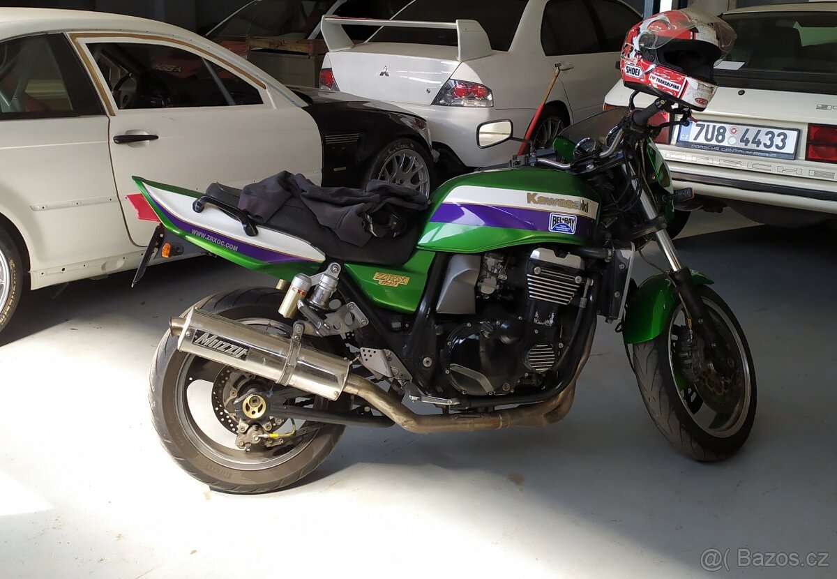 Kawasaki zrx1100 Eddie Lawson - 7