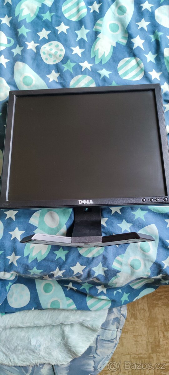 Starší monitor - 7