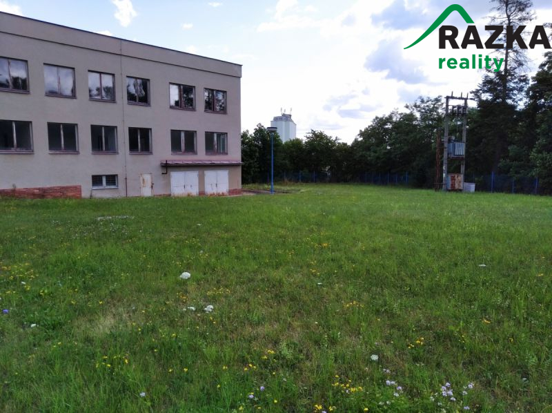 Areál na okraji Horažďovic, vhodný pro výrobu i... - 7