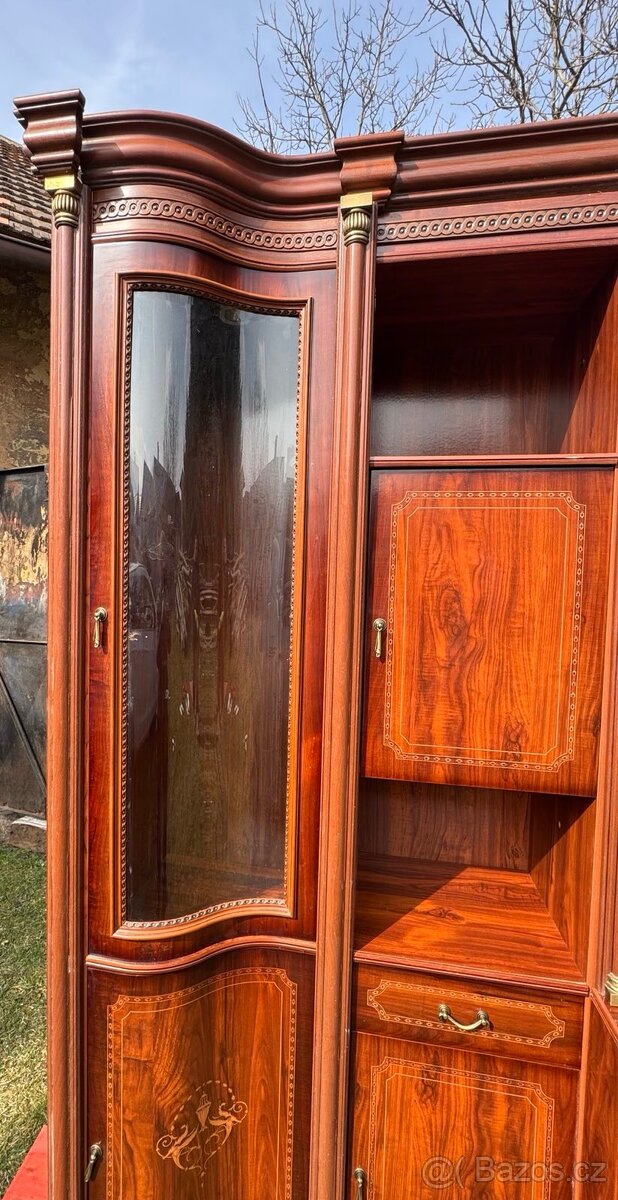 Prodám krásnou zachovalou obývací stěnu - 7