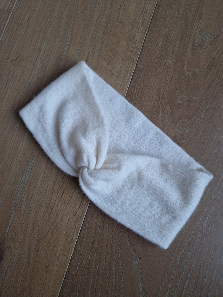 kašmírová čelenka - smetanová - 7