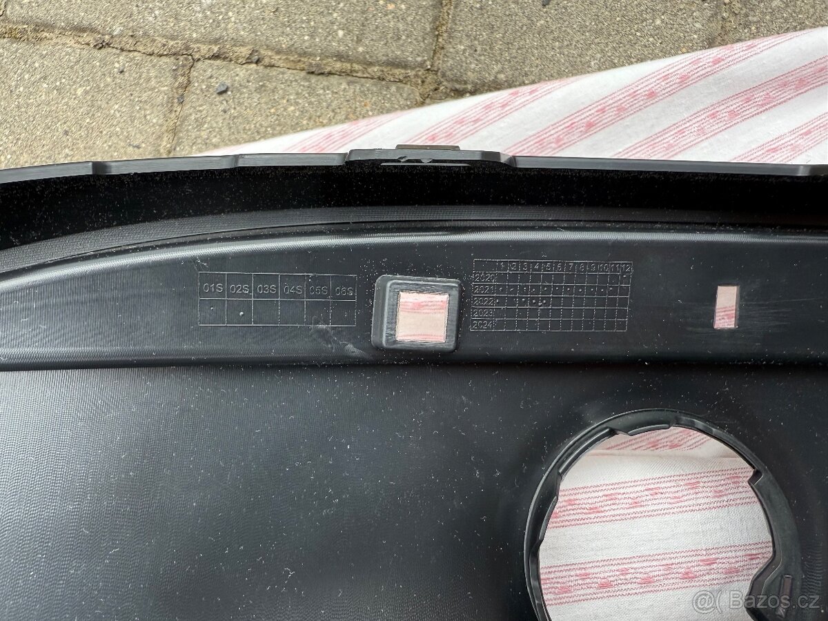 Tesla Model Y zadní podspoiler - 7