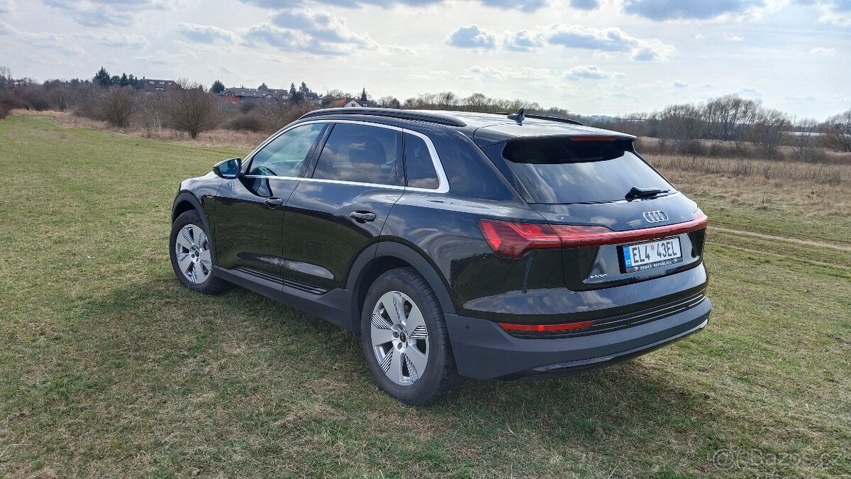 AUDI E-tron QUATRO etron 2022 DPH v záruce, 47.tis km - 7