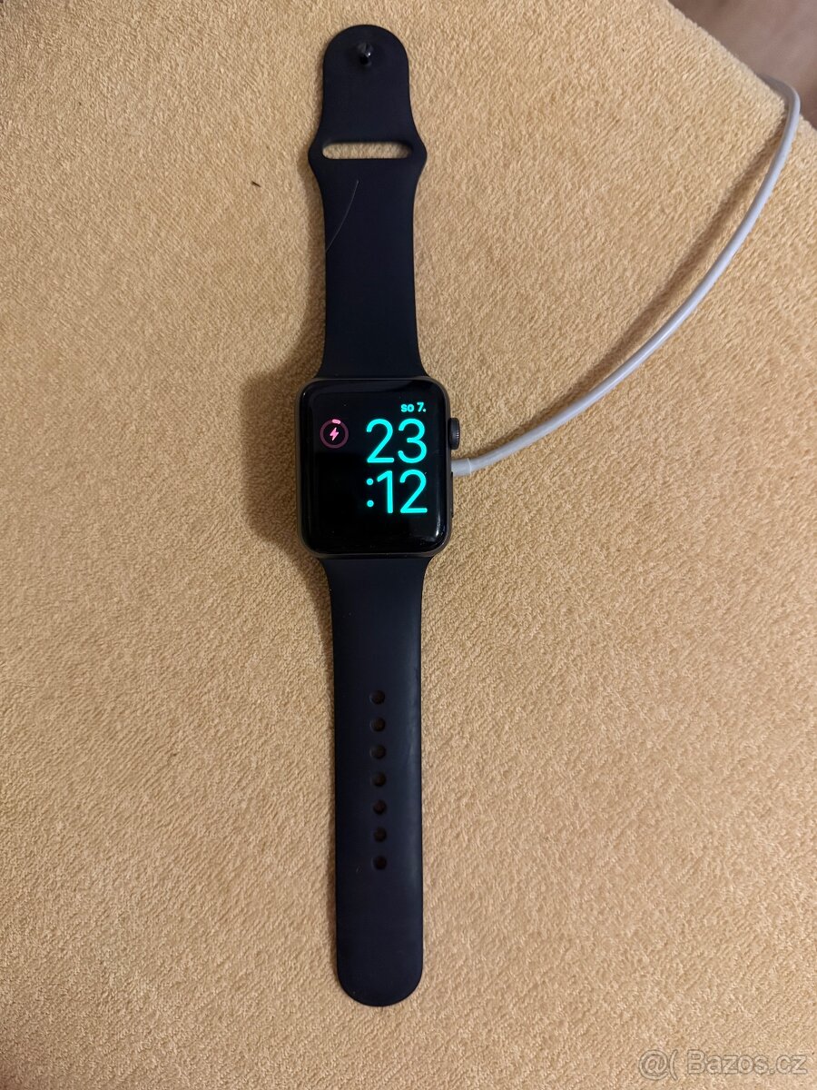 Apple Watch Series 3 42 mm hliník - 7