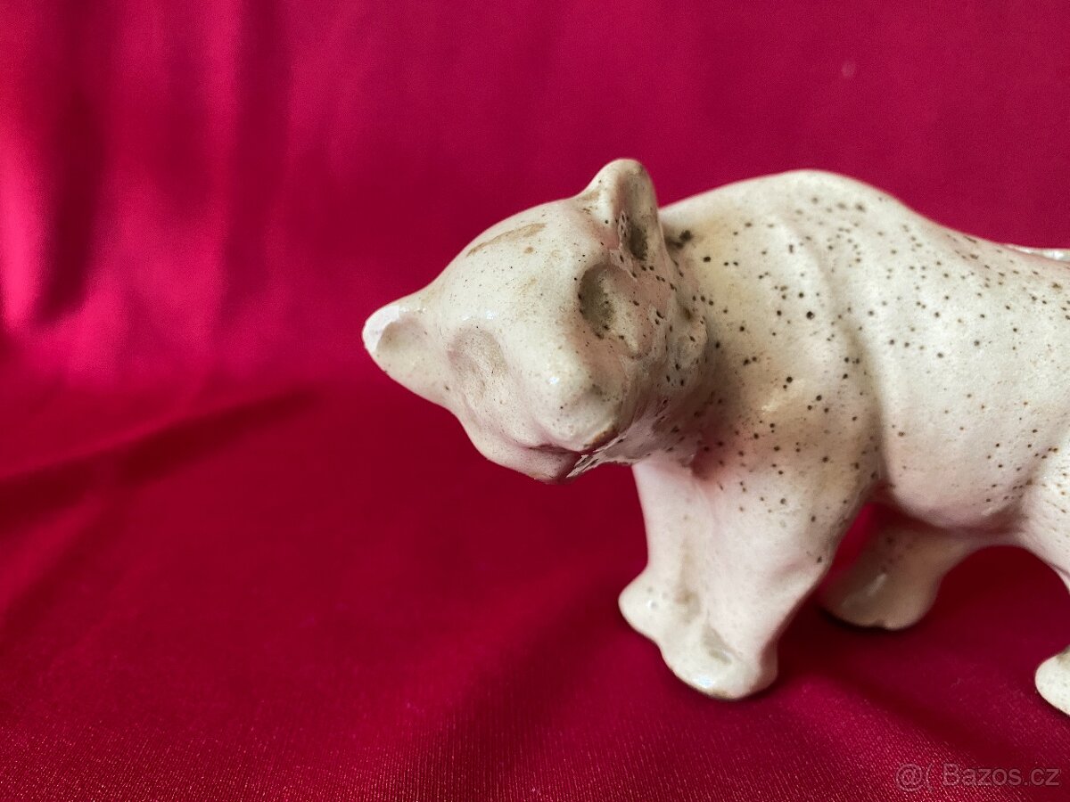 kasička pokladnička stará pokladnička lední medvěd RARITA - 7