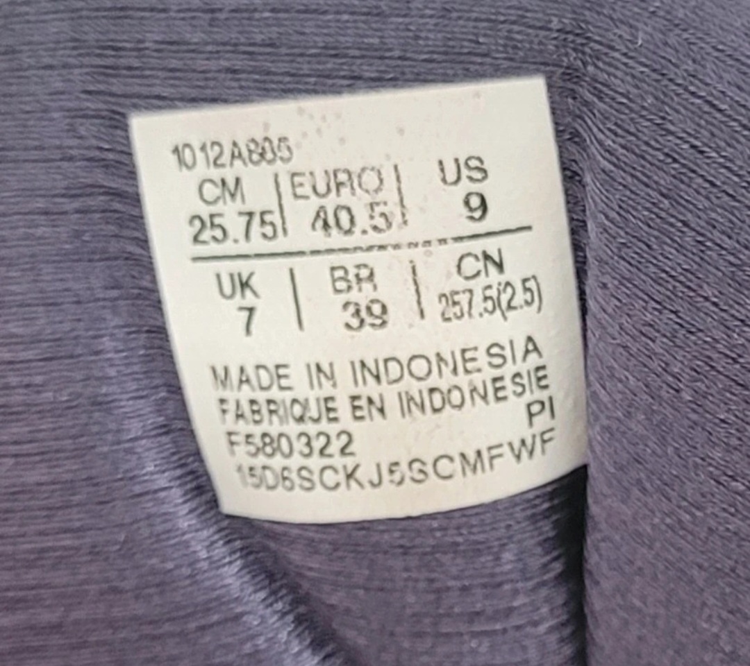 Boty sportovní zn. Asics, vel. 40.5 - 7