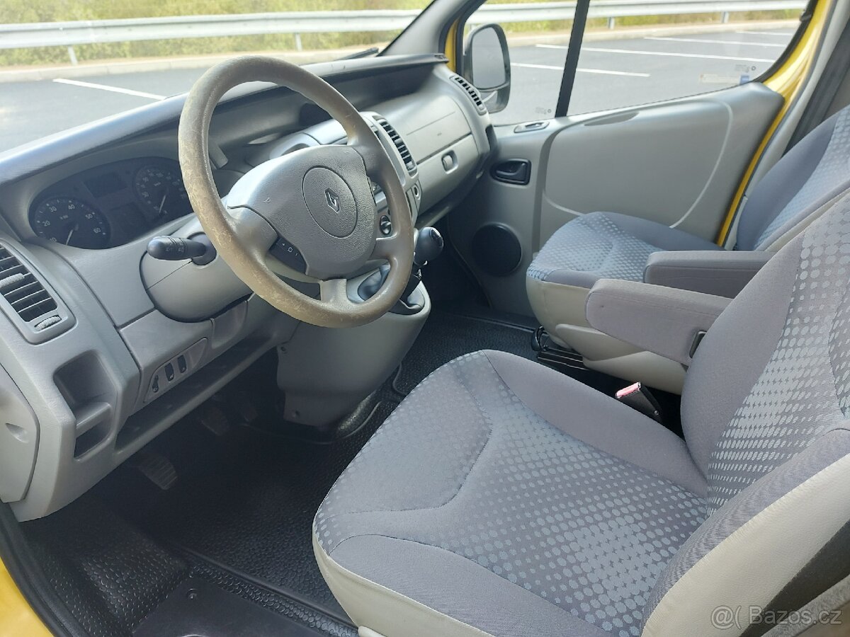 Renault Trafic Passenger -Long 2.0 dCi 84 kw, - 7