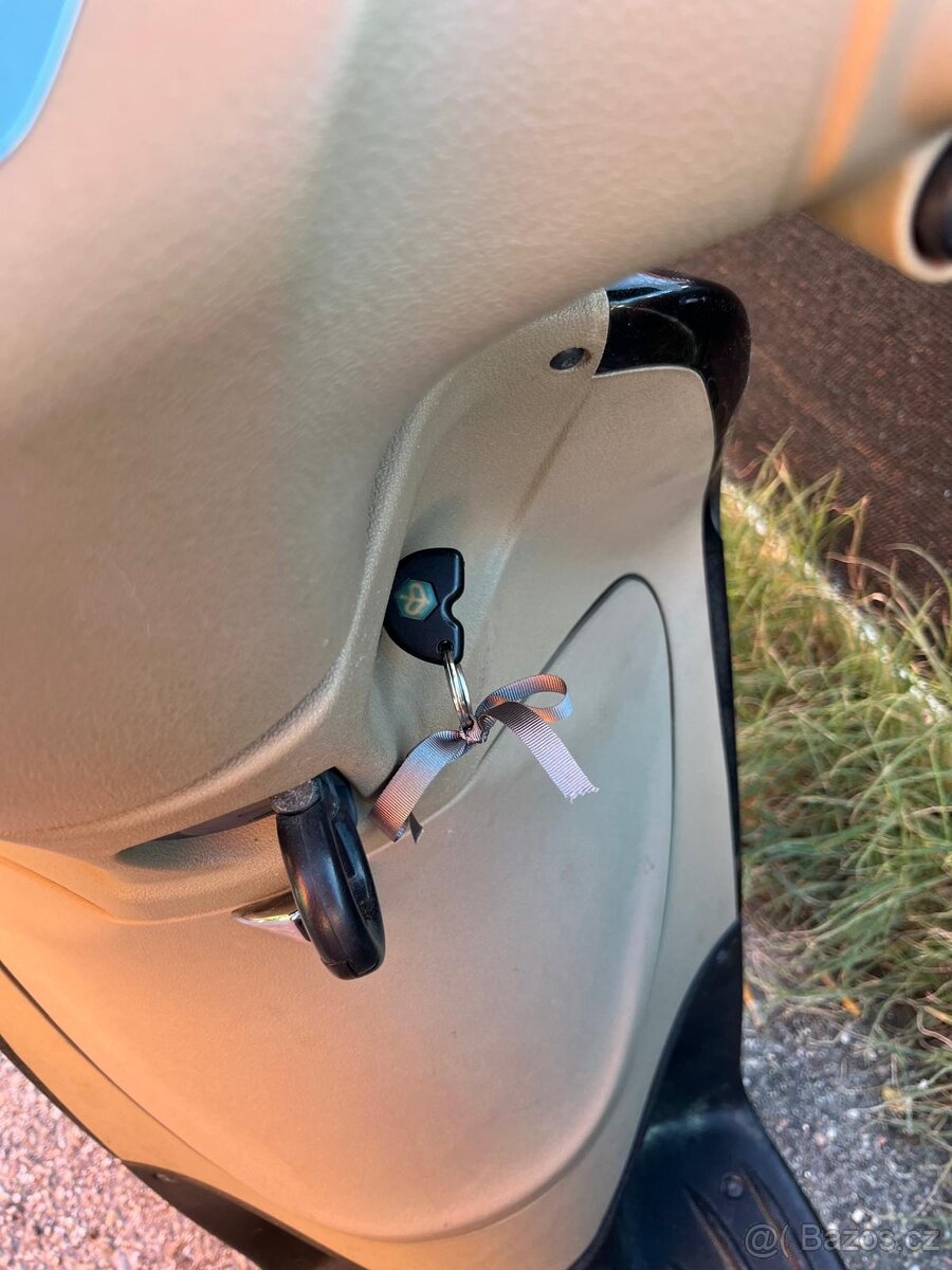 Piaggio Liberty 125 iGET ABS (2019) - 7