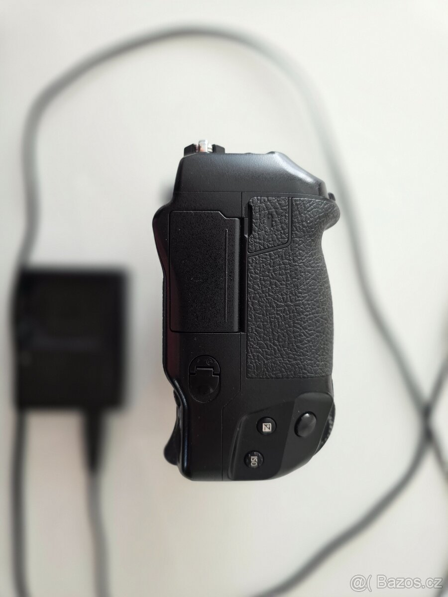 Olympus OM-D E-M1X tělo - 7