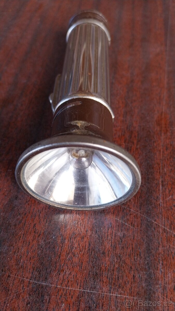 Staré retro baterky svítilny - 7