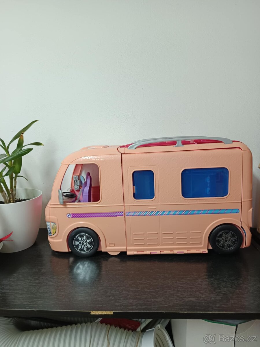 Barbie karavan - 7