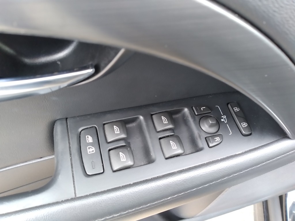 VOLVO V70 D3 DRIVE-E ECO 2.0D NAVI,AT,SERVISKA - 7