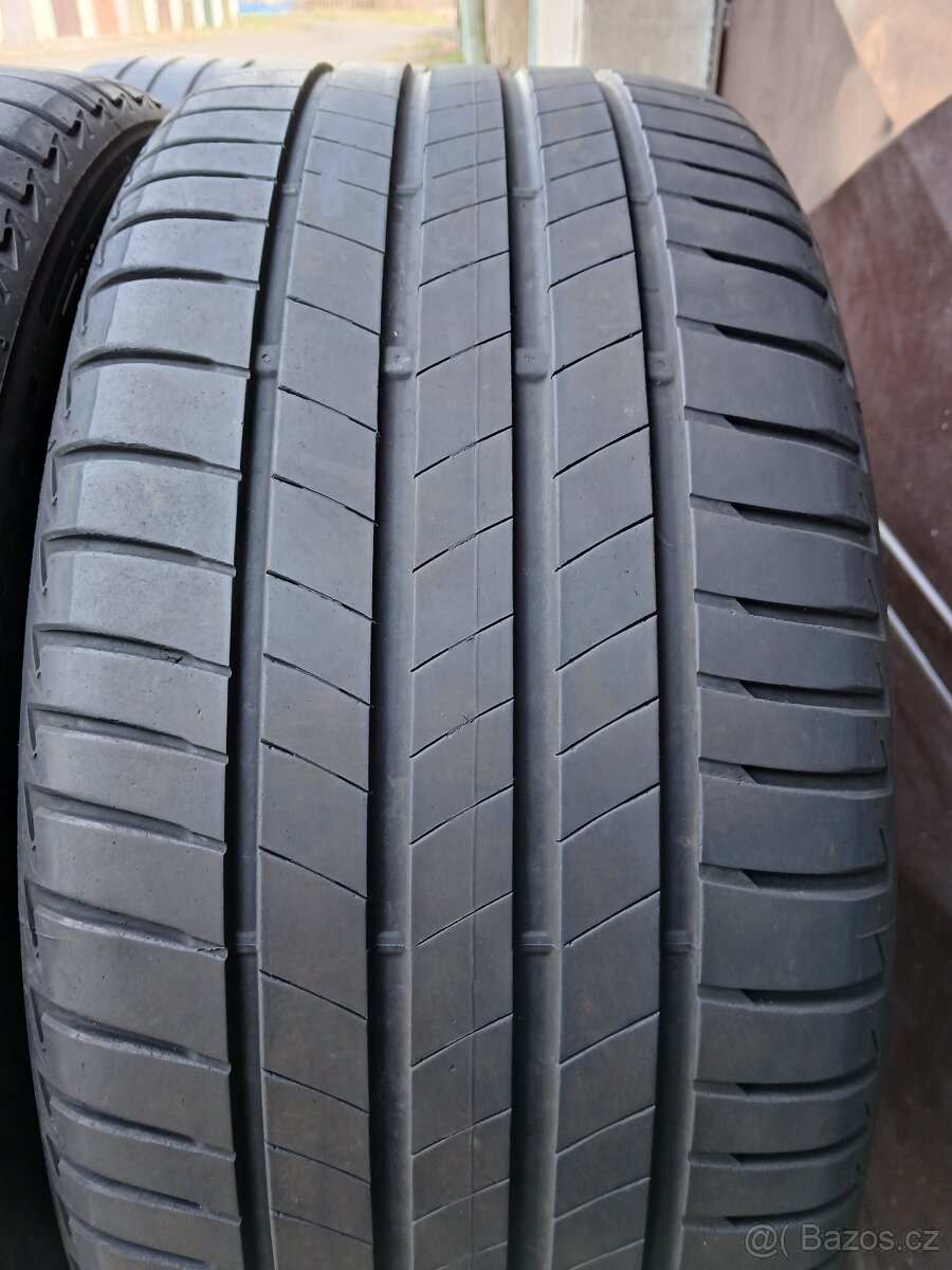 letní pneu 245/40 r19 - 7