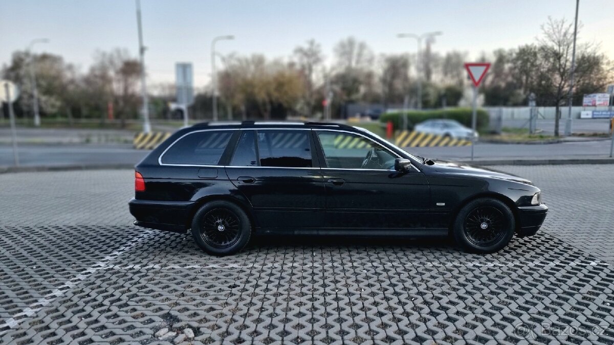 Bmw 530D nová STK nízký Nájezd - 7