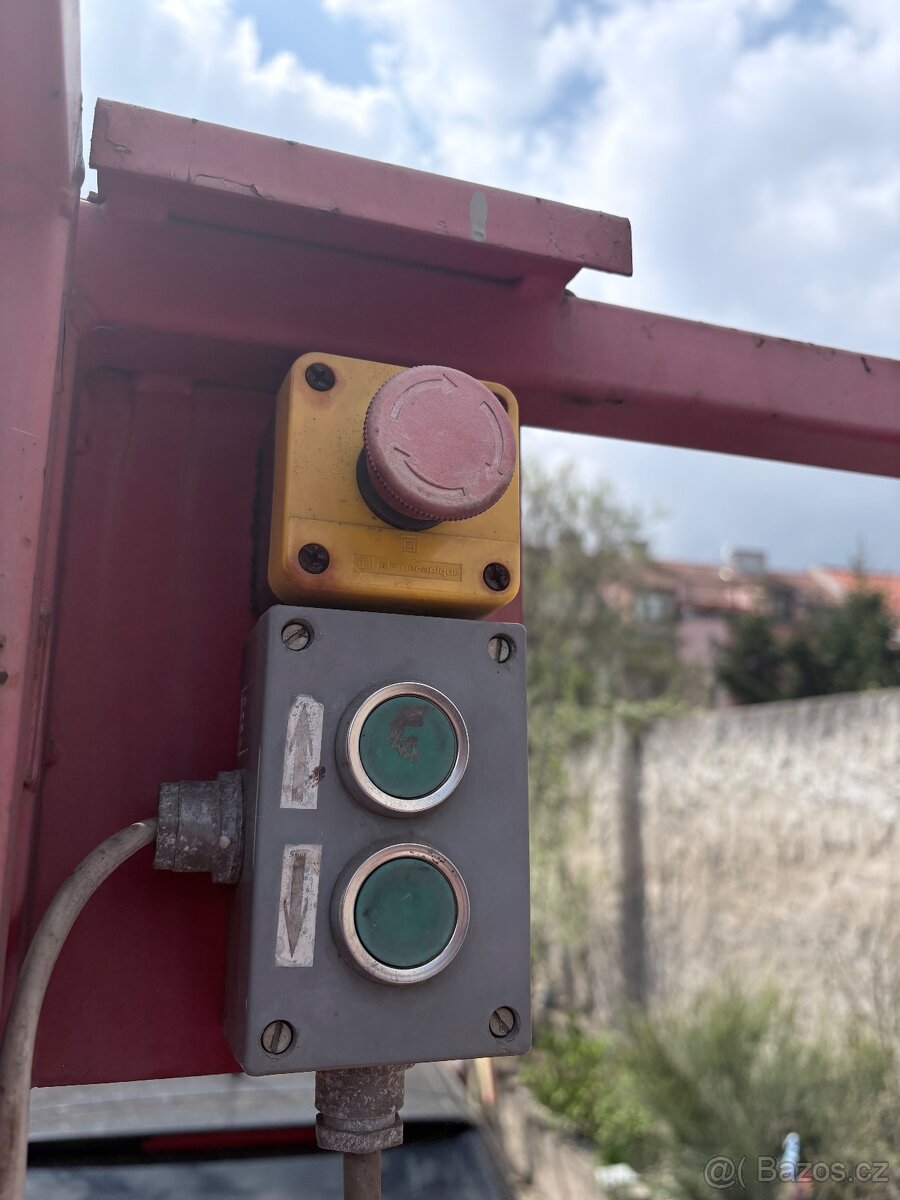 Nůžková plošina - 7