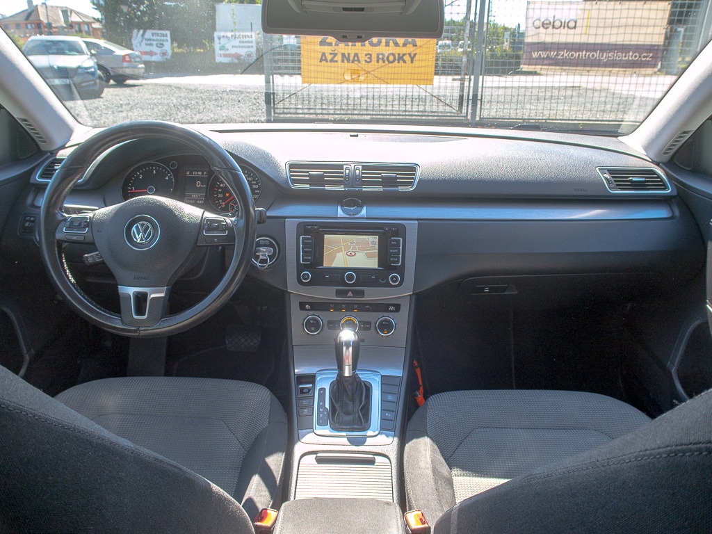 Volkswagen Passat 2.0TDI 103KW CR DSG – NAVI - 7