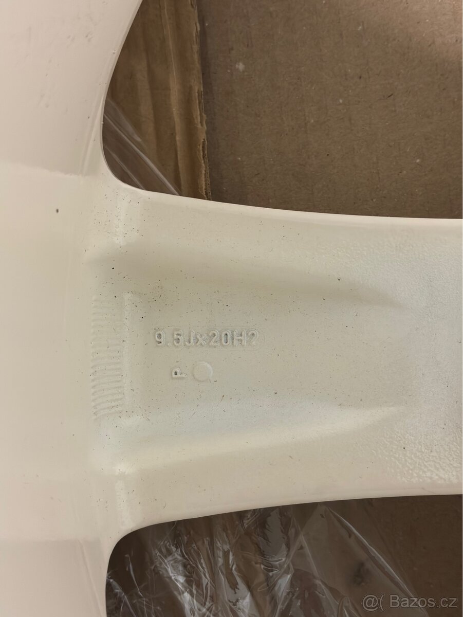 Alu kola R20 (5x130) - 7