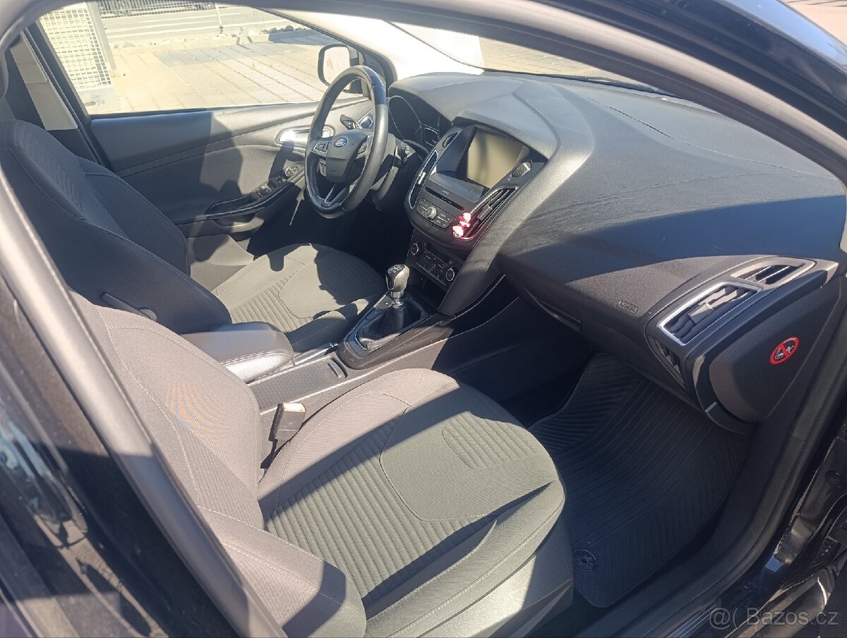 Ford Focus - 7