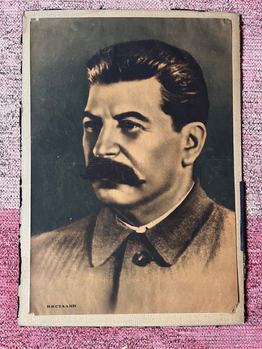 Josif Vissarionovič Stalin - obrazy - 7
