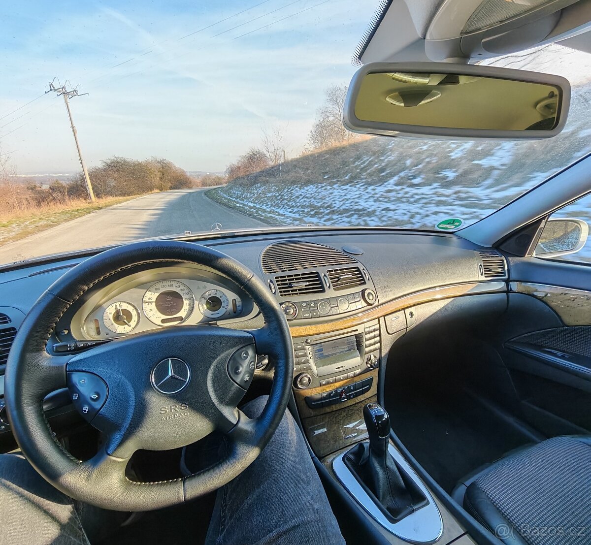 Mercedes-Benz E240 Manuál - 7