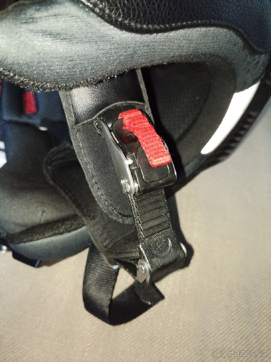 Helma na motorku LS2 - 7