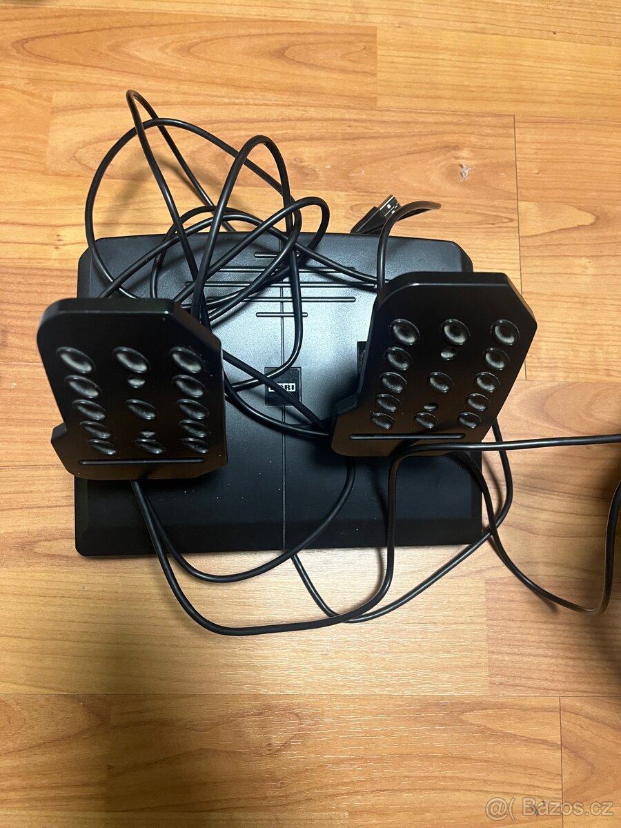 Hori PS5/PS4/PC RWA: závodní volant - 7