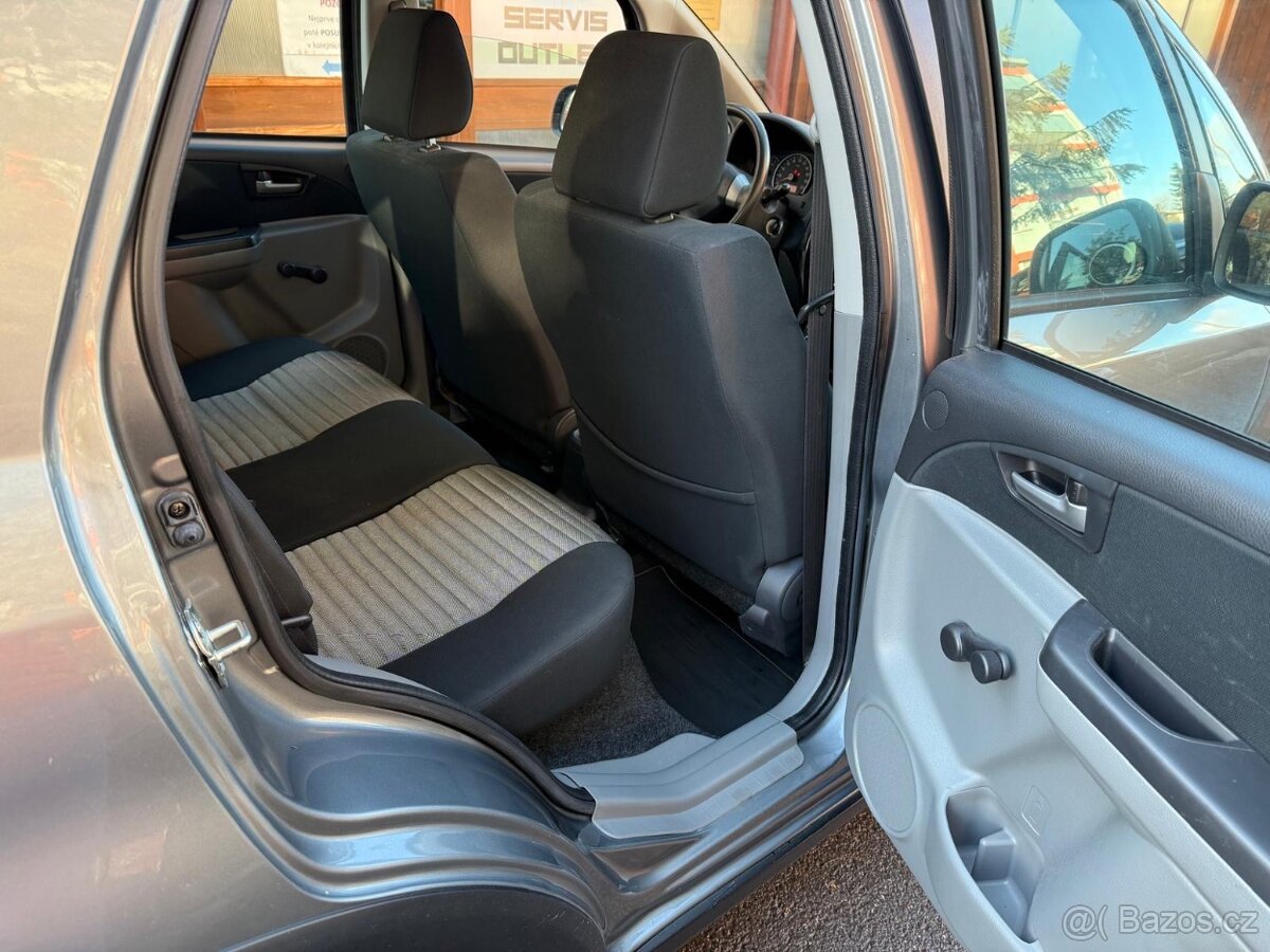 Suzuki SX4 1,5i - 7