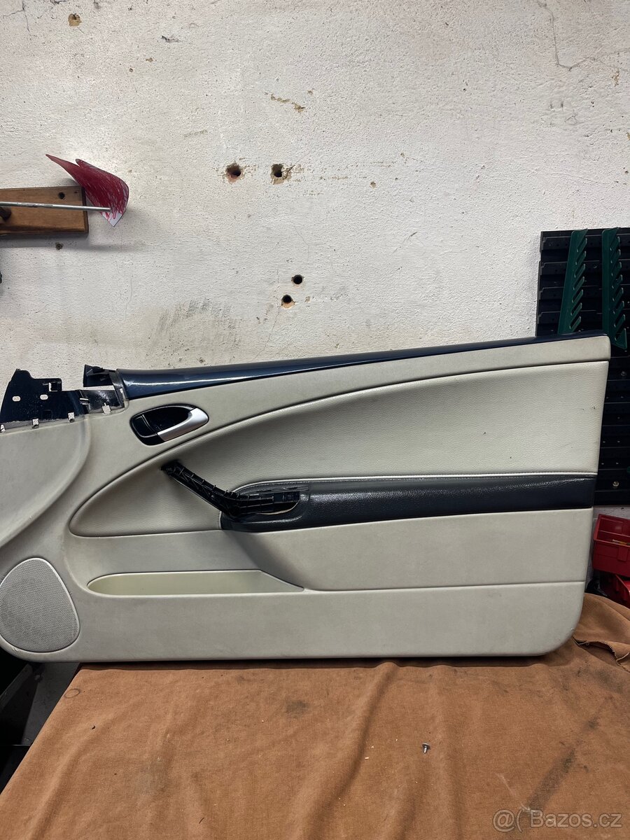 Saab 9-3 cabrio NG interiér - 7