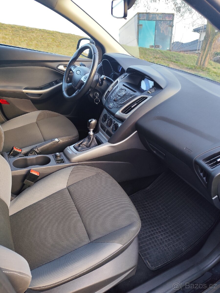 Ford Focus mk3 1.6tdci 85kw 6q - 7