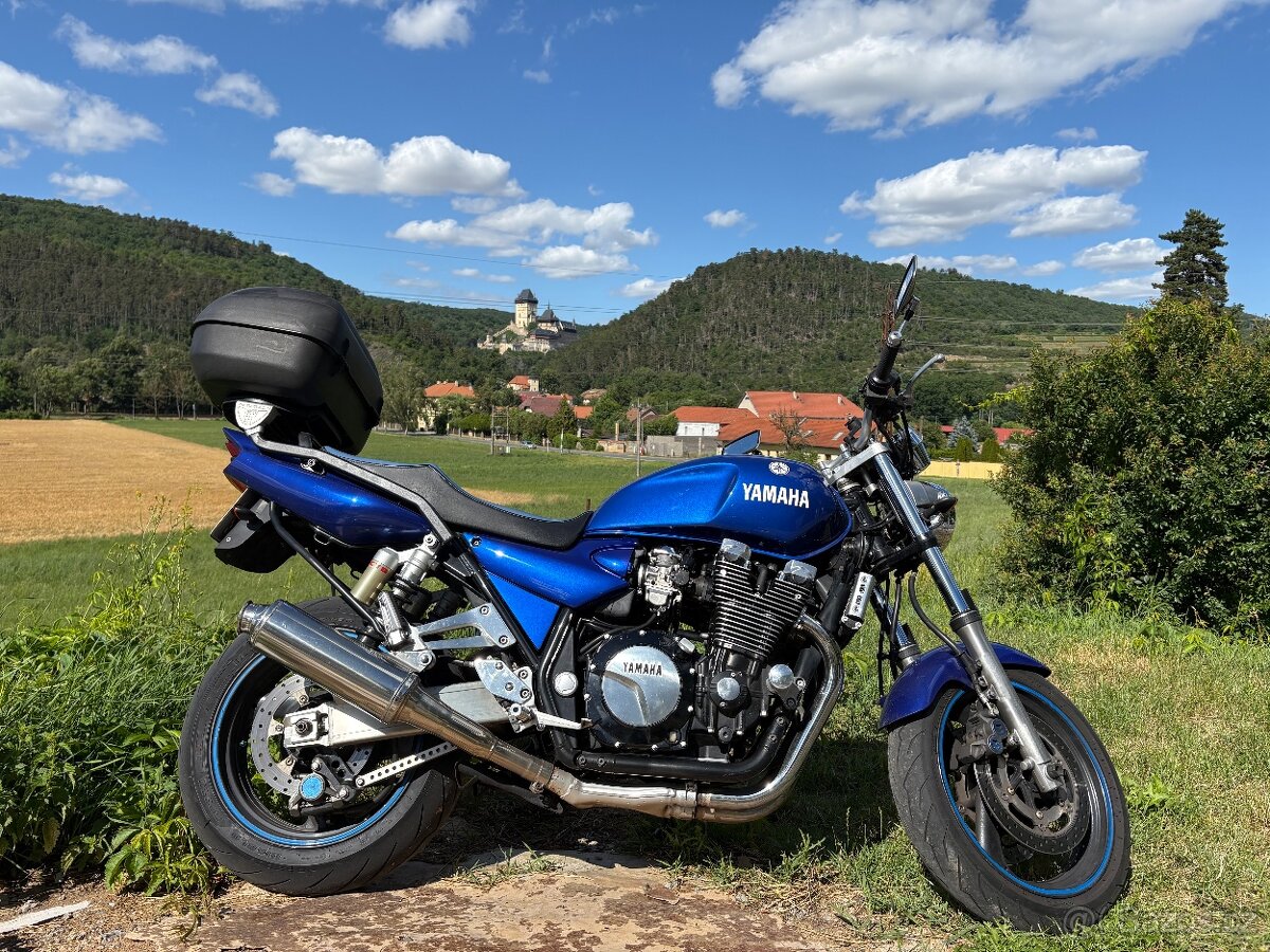 YAMAHA XJR 1300 - 7