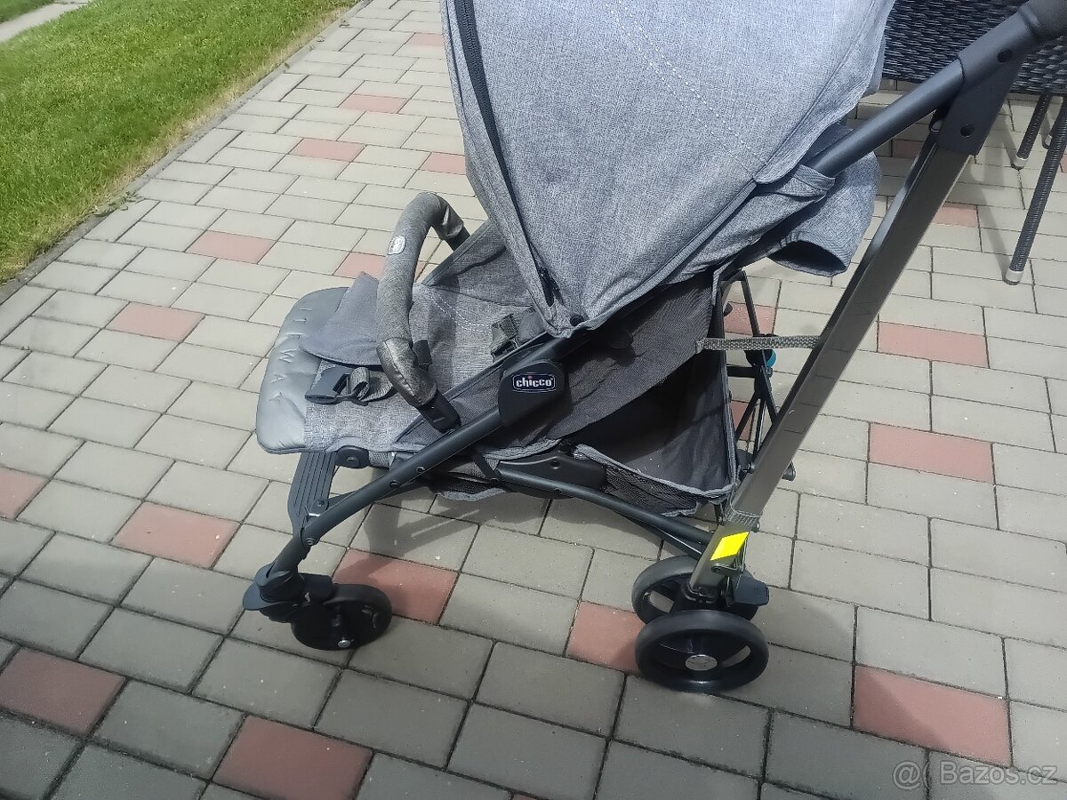 ZACHOVALÝ KOČÁREK CHICCO ŠEDÝ - 7