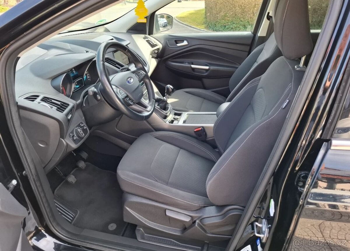 Ford Kuga 2.0 TDCi Titanium 2x4 SUV MANUAL - 7