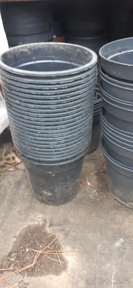 Květináče - různé velikosti a barvy - 7