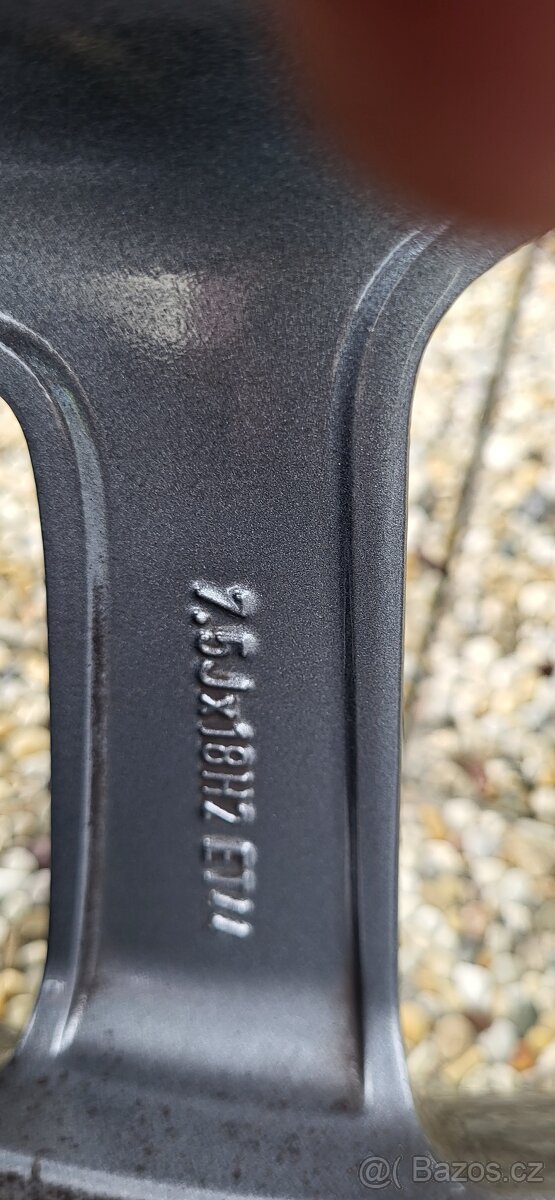 ZIMNÍ SADA ORIG. ALU KOL MERCEDES BENZ C KLASSE 18" - 7