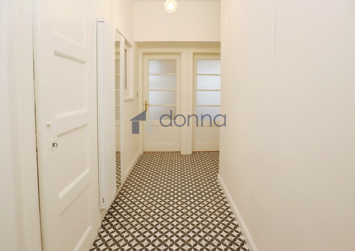 Pronájem bytu 3+kk 95m², ul. Sokolovská, Praha 8 - Libeň, čá - 7