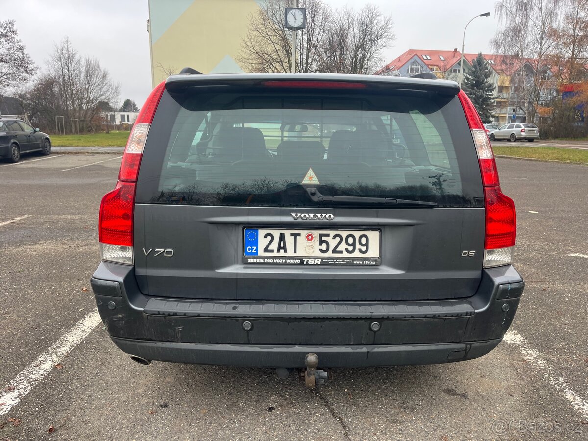 Volvo V70 2.4 D5 136 kW - náhradní díly - 7