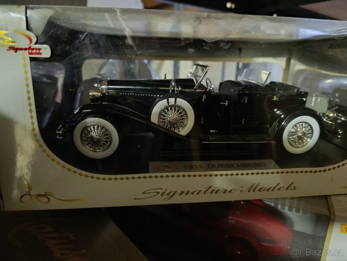 Signatury Models - 7