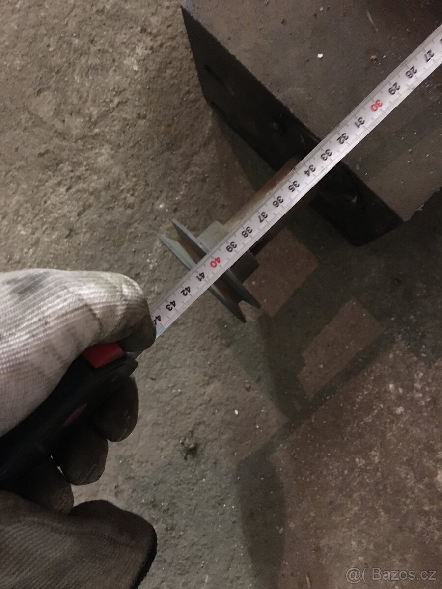 Stůl na hoblovku bez motoru - 7