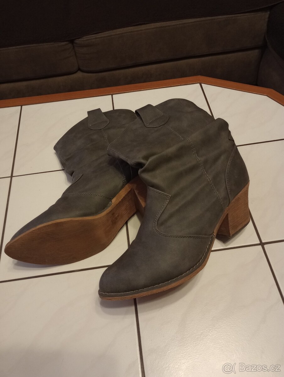 Nové kožené kozačky vel.43, špatně zvolená velikost - 7