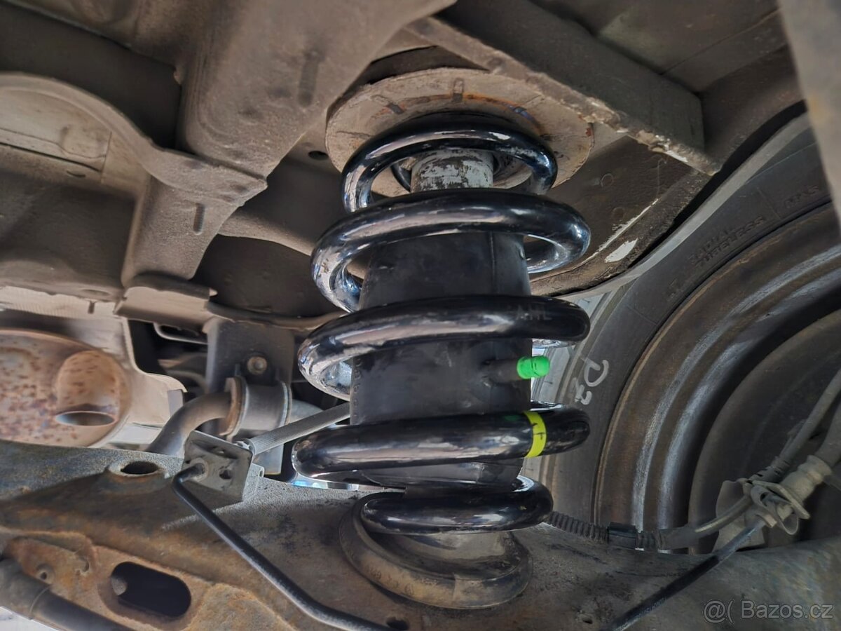 Vzduchové Mechy do SUV, Dodávky a Osobné autá - 7