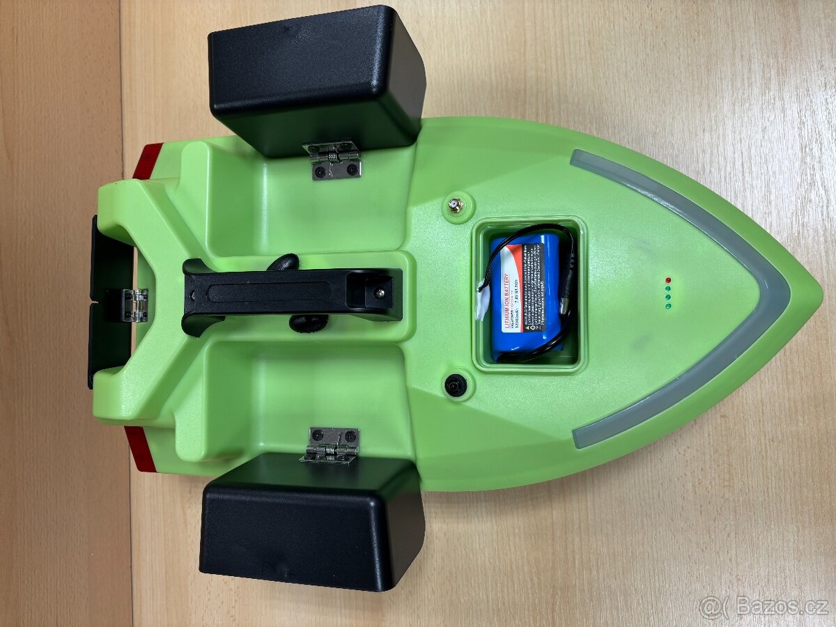 Tříkomora ZELENÁfosf s GPS s bateriemi 12000mAh včetně obalu - 7