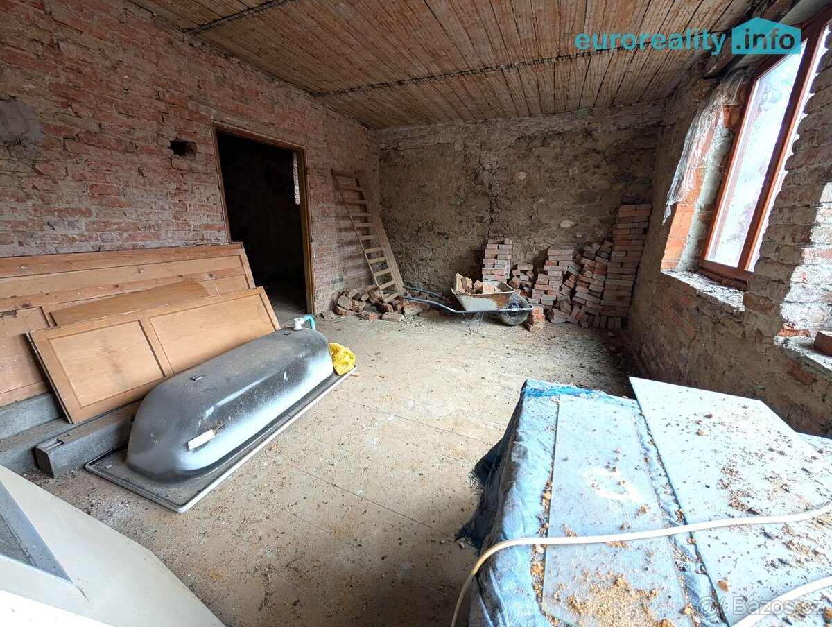 Prodej, rodinný dům, 3+1, 427 m2, Volyně - 7