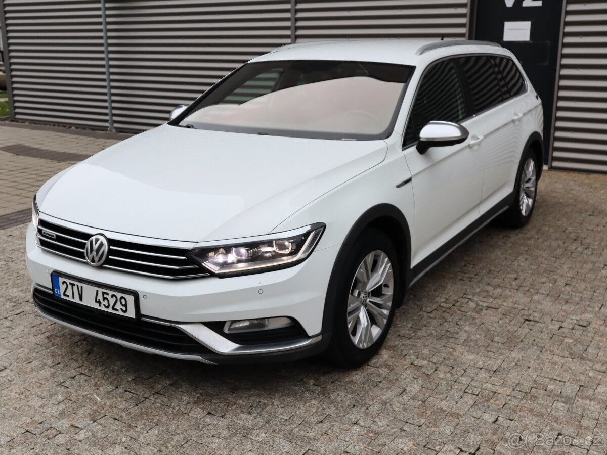 Volkswagen Passat Alltrack 2.0 TDI DSG 4x4, R.11/2016 - 7