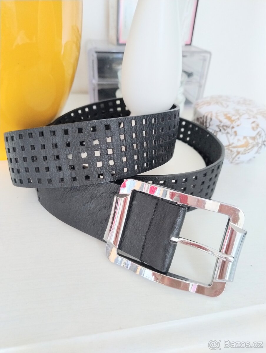 Dámský pásek se stříbrnou sponou - 7