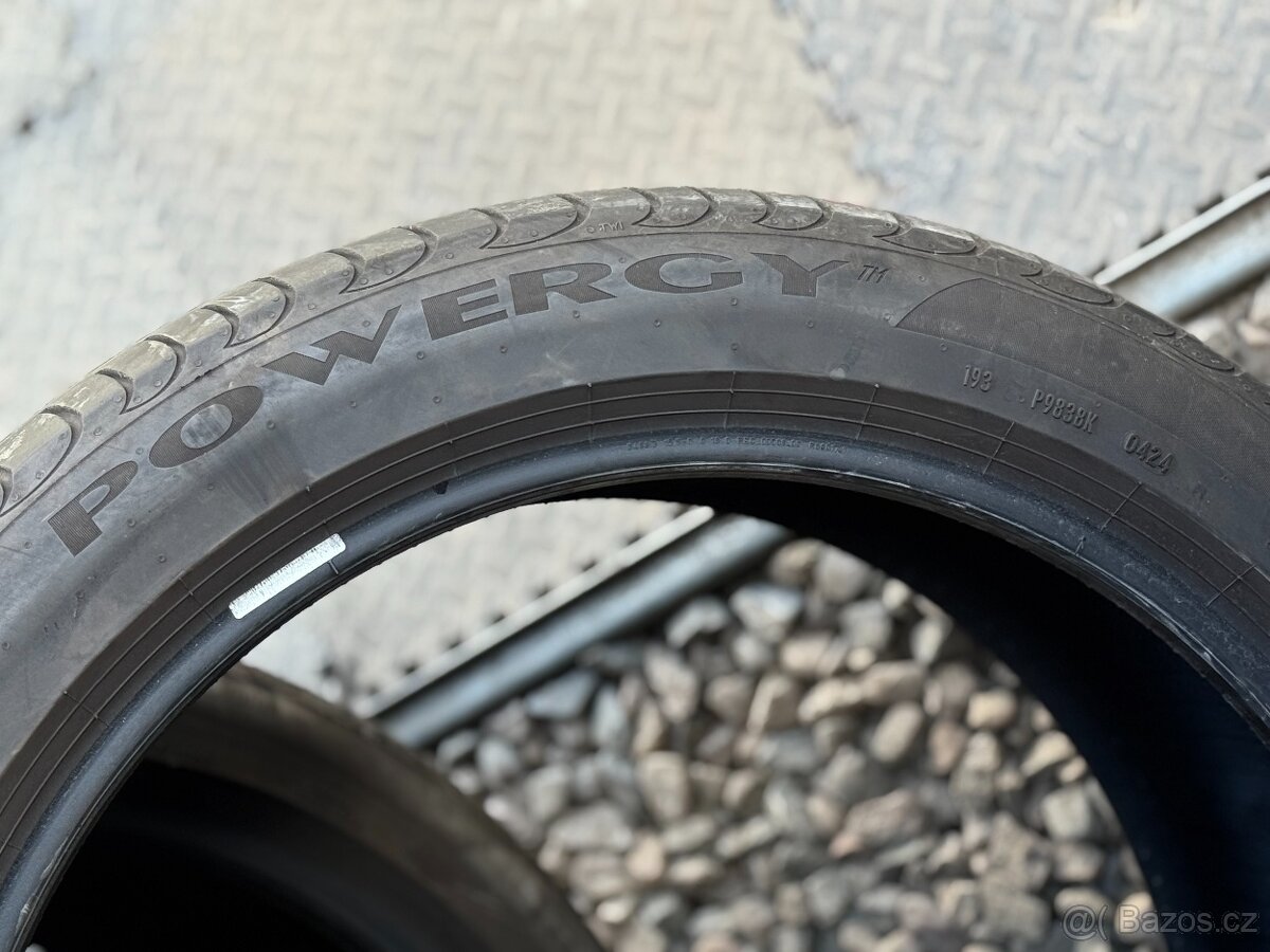 235/45/19 - Pirelli letní sada pneu - 7