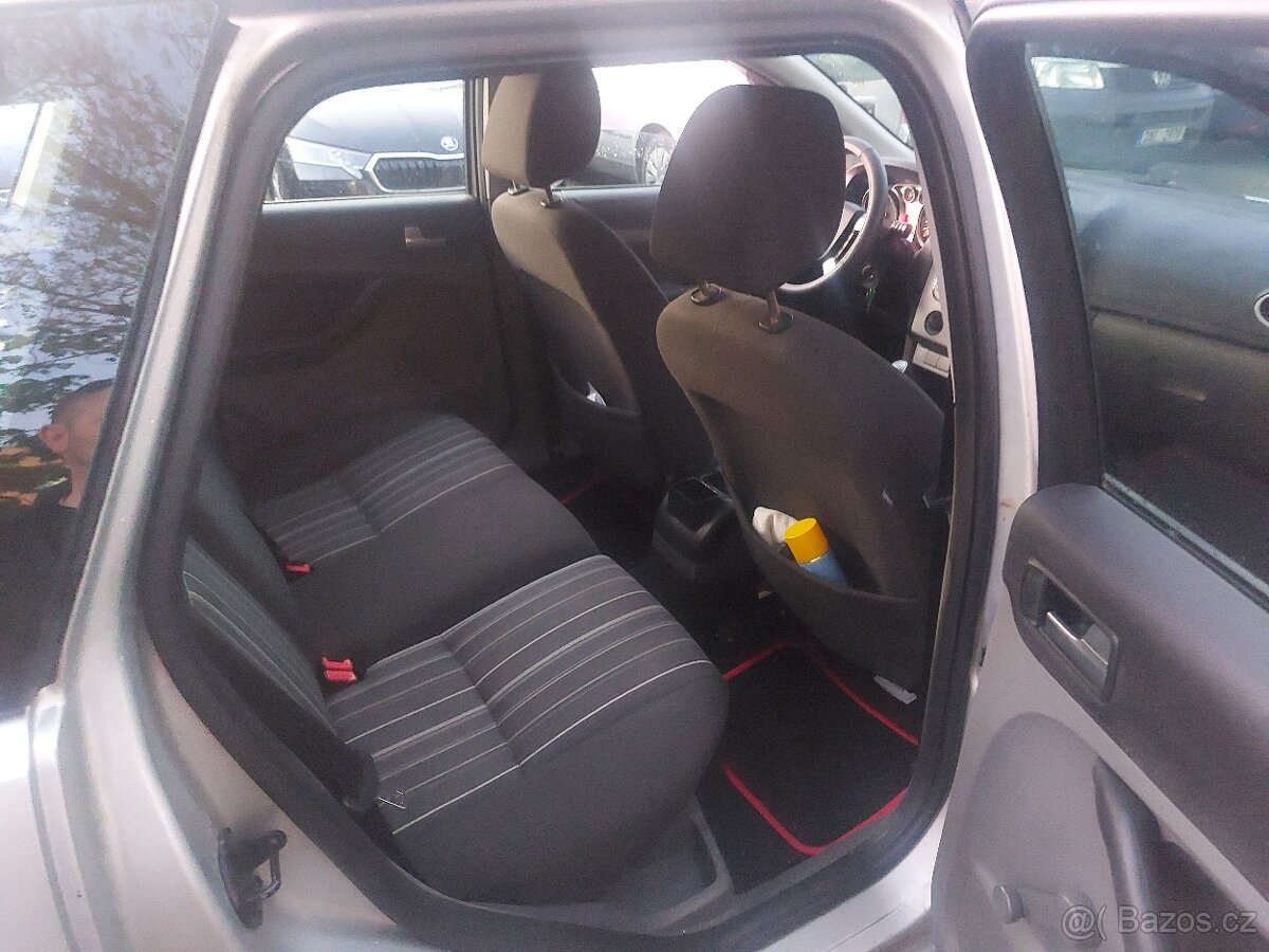 Ford Focus Combi 1.6 TDCI - 7