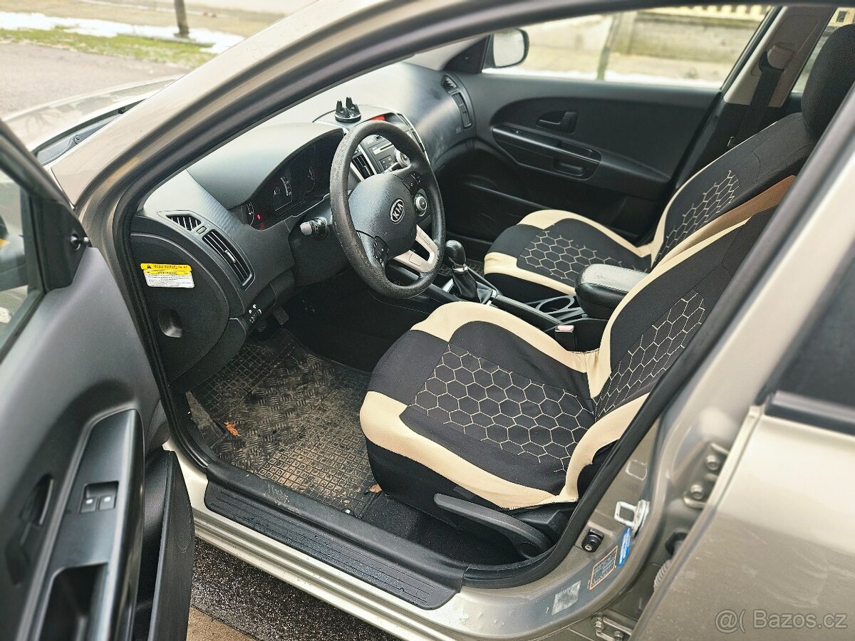 Kia Ceed 1.4 benzín 77kw 90 tis km - 7